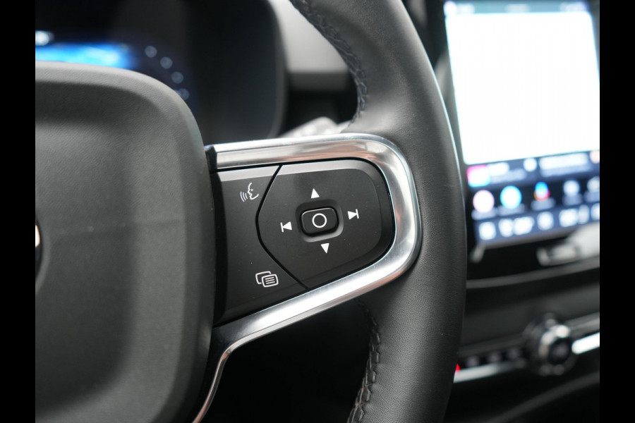 Volvo XC40 Recharge Twin Ultimate 82 kWh 408pk Dealer O.H. | Trekhaak Af Fabriek | Panodak | Adaptive Cruise | 360 Camera | Sportstoelen Memory & Verwarmd | Harman / Kardon | Keyless | Blis | Google Assistent | Stuur Verwarmd | Apple Carplay |