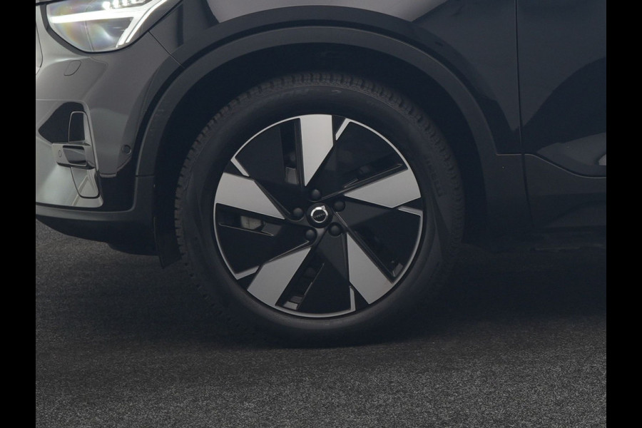 Volvo XC40 Recharge Twin Ultimate 82 kWh 408pk Dealer O.H. | Trekhaak Af Fabriek | Panodak | Adaptive Cruise | 360 Camera | Sportstoelen Memory & Verwarmd | Harman / Kardon | Keyless | Blis | Google Assistent | Stuur Verwarmd | Apple Carplay |