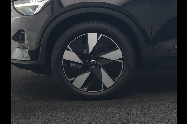 Volvo XC40 Recharge Twin Ultimate 82 kWh 408pk Dealer O.H. | Trekhaak Af Fabriek | Panodak | Adaptive Cruise | 360 Camera | Sportstoelen Memory & Verwarmd | Harman / Kardon | Keyless | Blis | Google Assistent | Stuur Verwarmd | Apple Carplay |
