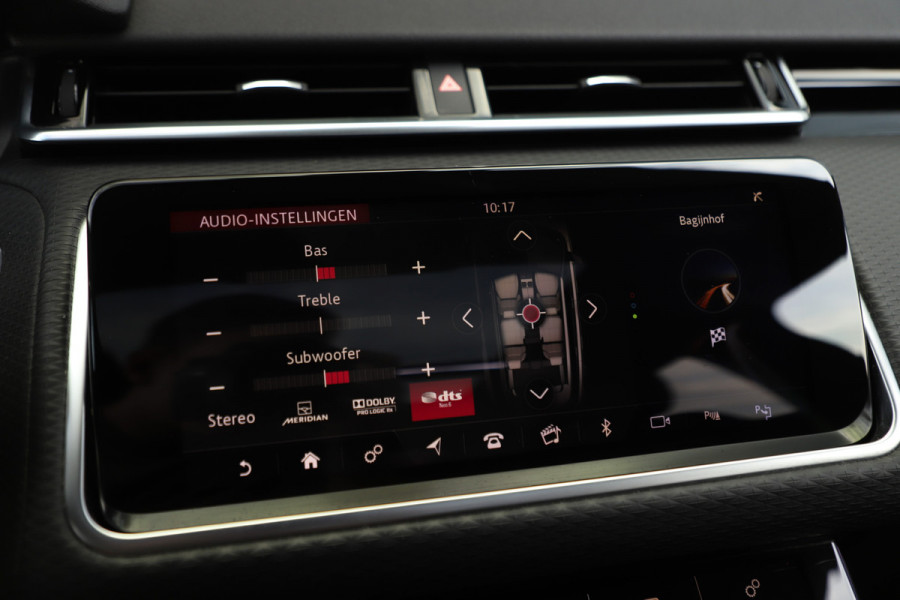 Land Rover Range Rover Velar 2.0 P300 Turbo AWD R-Dynamic | 300PK | Head-up | Keyless-go | Meridian 3D | Stuurwielverw. | Memory | Pano | 2019.