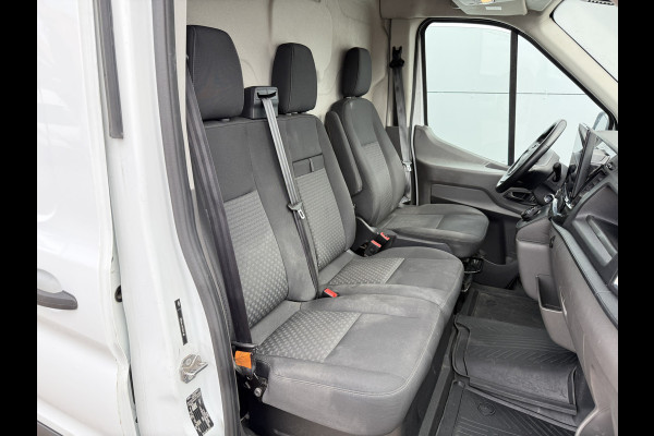 Ford E-Transit 68kWh 184PK L3H3 317km WLTP 96.4% (SOH) BEV Snelladen Camera Cruise control Climate control Carplay Navigatie Laadkabel Parkeersensoren