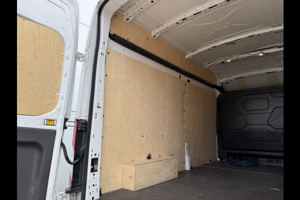 Ford E-Transit 68kWh 184PK L3H3 317km WLTP 96.4% (SOH) BEV Snelladen Camera Cruise control Climate control Carplay Navigatie Laadkabel Parkeersensoren