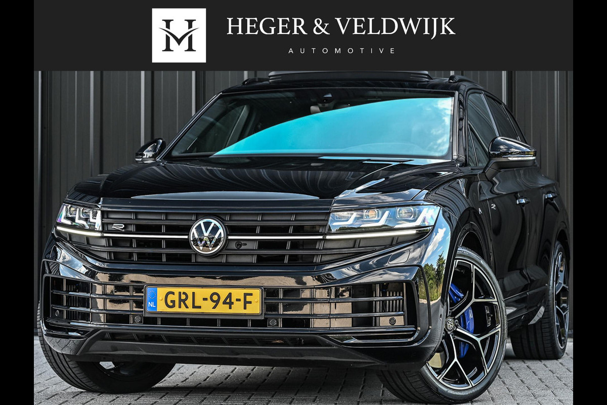 Volkswagen Touareg 3.0 TSi eHybrid 4MOTION R | 462PK | Panoramadak | SOH 95% | Night Vision | Massage + Ventilatie | HUD | Dynaudio | Luchtvering | Adaptive Cruise | Ambiance Interieur | Keyless Entry | Stoelverwarming V+A | Stuurverwarming | Trekhaak |