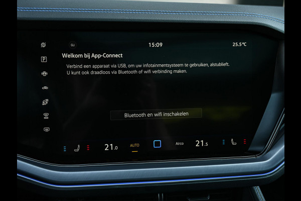 Volkswagen Touareg 3.0 TSi eHybrid 4MOTION R | 462PK | Panoramadak | SOH 95% | Night Vision | Massage + Ventilatie | HUD | Dynaudio | Luchtvering | Adaptive Cruise | Ambiance Interieur | Keyless Entry | Stoelverwarming V+A | Stuurverwarming | Trekhaak |