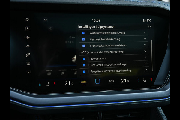 Volkswagen Touareg 3.0 TSi eHybrid 4MOTION R | 462PK | Panoramadak | SOH 95% | Night Vision | Massage + Ventilatie | HUD | Dynaudio | Luchtvering | Adaptive Cruise | Ambiance Interieur | Keyless Entry | Stoelverwarming V+A | Stuurverwarming | Trekhaak |