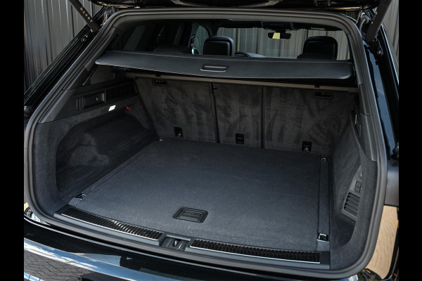 Volkswagen Touareg 3.0 TSi eHybrid 4MOTION R | 462PK | Panoramadak | SOH 95% | Night Vision | Massage + Ventilatie | HUD | Dynaudio | Luchtvering | Adaptive Cruise | Ambiance Interieur | Keyless Entry | Stoelverwarming V+A | Stuurverwarming | Trekhaak |