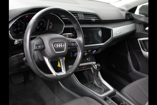 Audi Q3 Sportback 45 TFSI e PHEV Automaat Attitude Plus Electrisch bedienbare kofferklep Dab 20"Lichtmtelalen velgen Extra Getint glas Led Dab Navigatie Apple Carplay/Android Auto