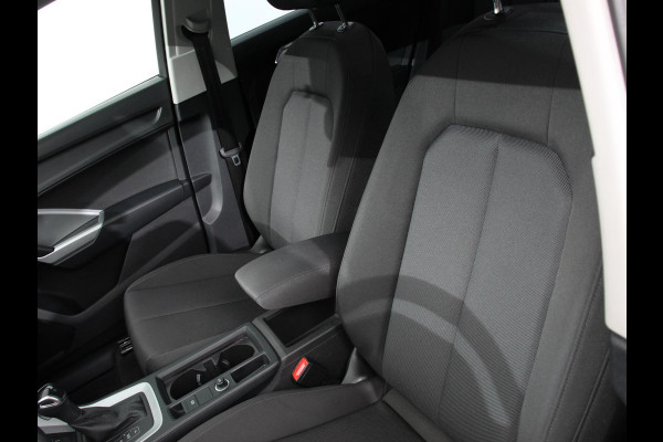 Audi Q3 Sportback 45 TFSI e PHEV Automaat Attitude Plus Electrisch bedienbare kofferklep Dab 20"Lichtmtelalen velgen Extra Getint glas Led Dab Navigatie Apple Carplay/Android Auto
