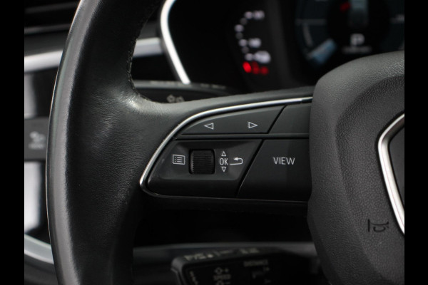 Audi Q3 Sportback 45 TFSI e PHEV Automaat Attitude Plus Electrisch bedienbare kofferklep Dab 20"Lichtmtelalen velgen Extra Getint glas Led Dab Navigatie Apple Carplay/Android Auto