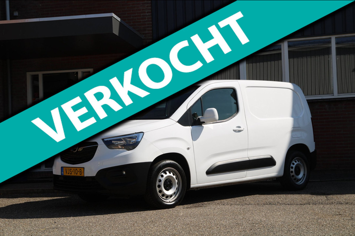 Opel Combo 1.5D L1H1 Edition 131PK / Automaat / Camera / Multi stuur / App connect