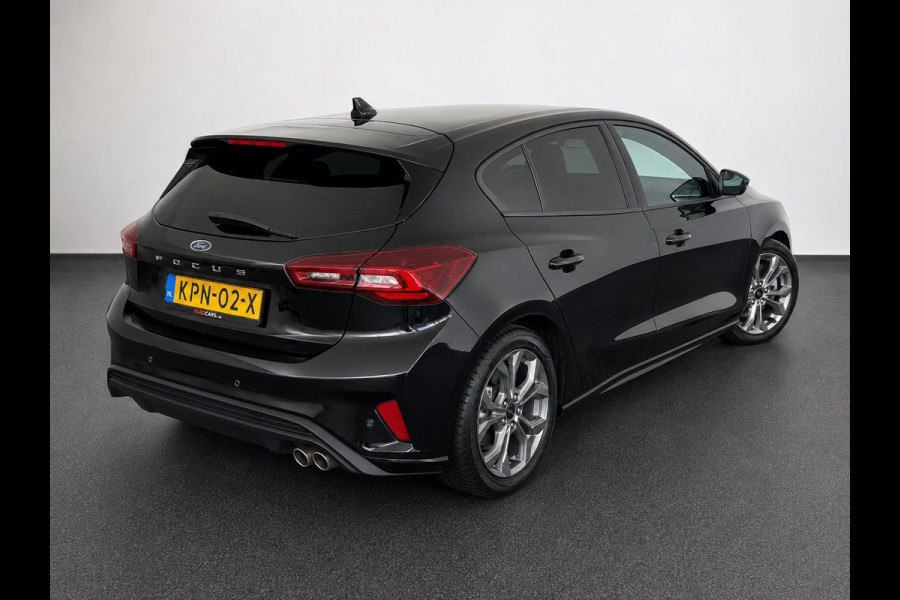 Ford Focus 1.0 EcoBoost Hybrid 155pk Automaat ST Line Navigatie Cruise Control Parkeer sensoren Lichtmetalen Velgen Extra Getint Glas