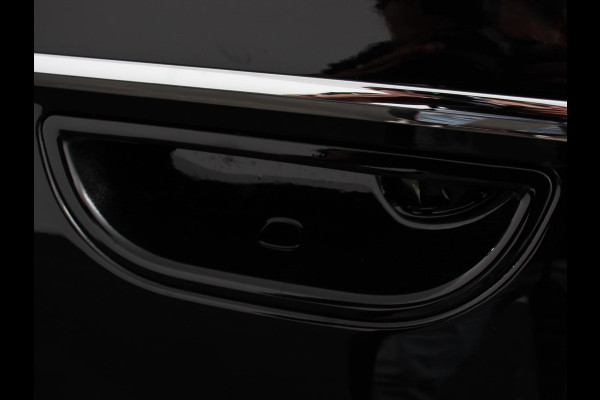 Fiat 500E Icon 42 kWh Navigatie Apple CarPlay Android Auto Camera Parkeerhulp Adaptive Cruise Control Stoelverwarming Climate Control Lichtmetalen velgen
