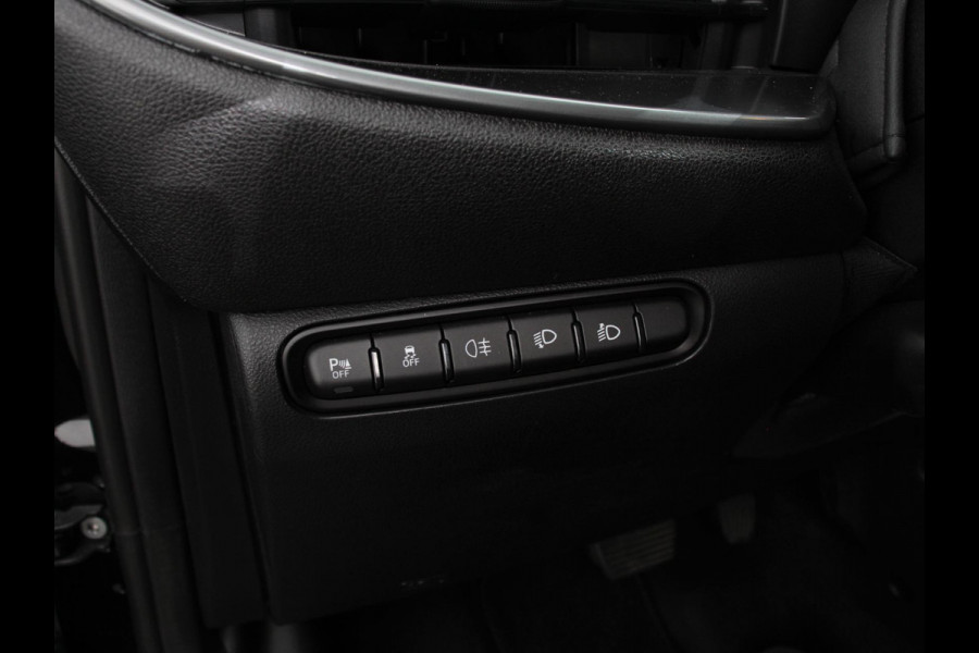 Fiat 500E Icon 42 kWh Navigatie Apple CarPlay Android Auto Camera Parkeerhulp Adaptive Cruise Control Stoelverwarming Climate Control Lichtmetalen velgen