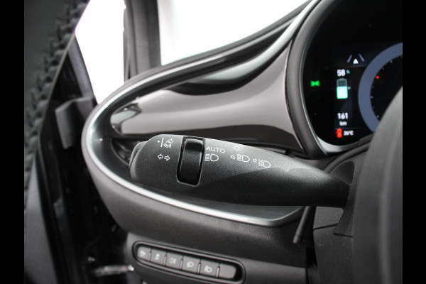 Fiat 500E Icon 42 kWh Navigatie Apple CarPlay Android Auto Camera Parkeerhulp Adaptive Cruise Control Stoelverwarming Climate Control Lichtmetalen velgen