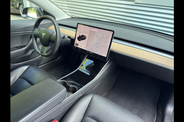 Tesla Model 3 Dual Long Range AWD 75 kWh l Pano l Leder l Camera l