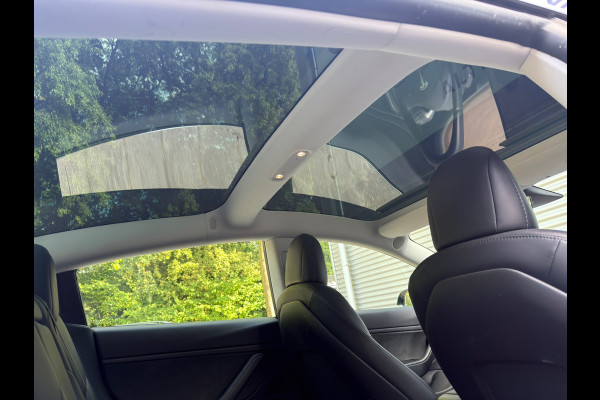Tesla Model 3 Dual Long Range AWD 75 kWh l Pano l Leder l Camera l