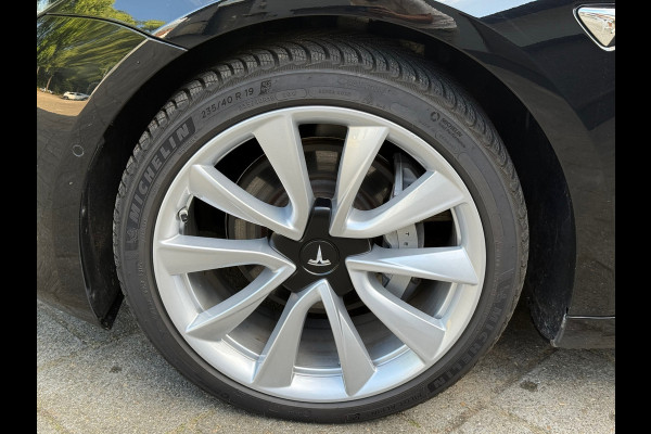 Tesla Model 3 Dual Long Range AWD 75 kWh l Pano l Leder l Camera l