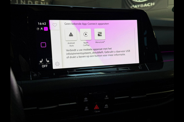 Volkswagen Golf 1.4 eHybrid GTE |BTW|PANO|VIRTUAL|IQ LIGHT|ACC|STOEL+STUUR VERWARMING|CARPLAY|LANE ASSIST|245PK|BOMVOL!|
