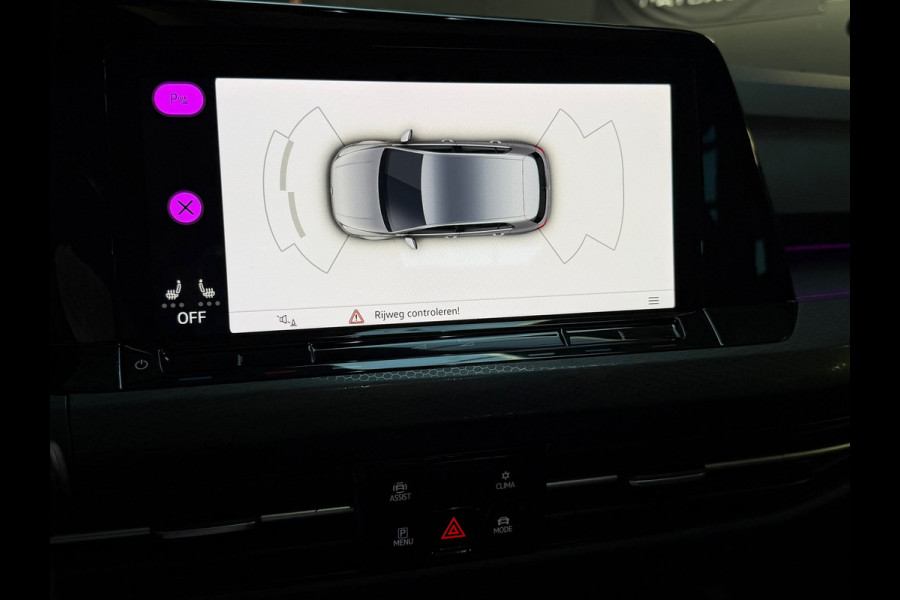 Volkswagen Golf 1.4 eHybrid GTE |BTW|PANO|VIRTUAL|IQ LIGHT|ACC|STOEL+STUUR VERWARMING|CARPLAY|LANE ASSIST|245PK|BOMVOL!|