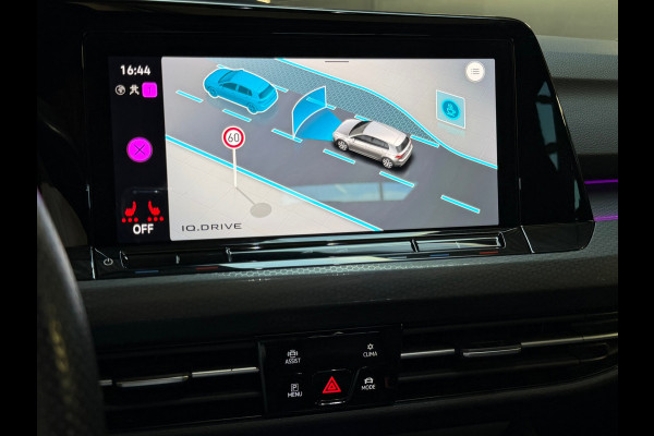 Volkswagen Golf 1.4 eHybrid GTE |BTW|PANO|VIRTUAL|IQ LIGHT|ACC|STOEL+STUUR VERWARMING|CARPLAY|LANE ASSIST|245PK|BOMVOL!|