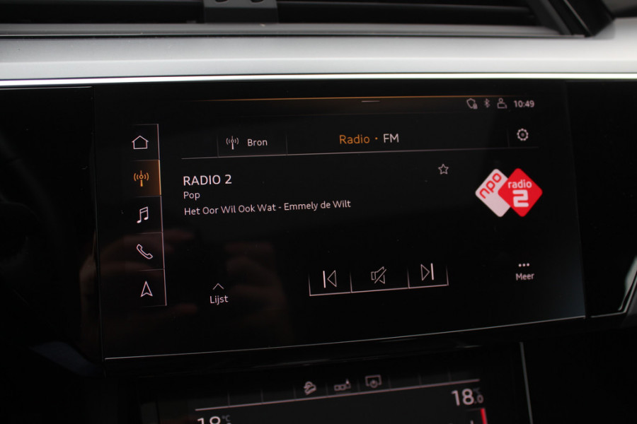 Audi e-tron e-tron 50 quattro Launch edition plus 71 kWh / SoH 90,2% / Panoramadak / Camera / Leder / 20'' / Luchtvering / Parkeerhulp V+A / ACC / Navigatie / Stoelverwarming