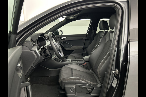 Audi Q3 45 TFSIe 245 PK S-Line Black Ed. Adapt.Cruise/Dodehoek/Carplay/LED+