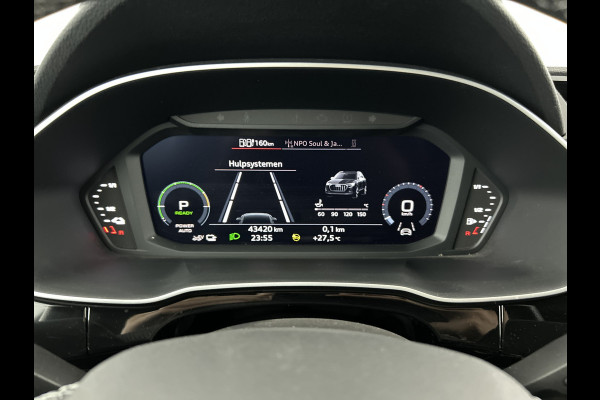 Audi Q3 45 TFSIe 245 PK S-Line Black Ed. Adapt.Cruise/Dodehoek/Carplay/LED+