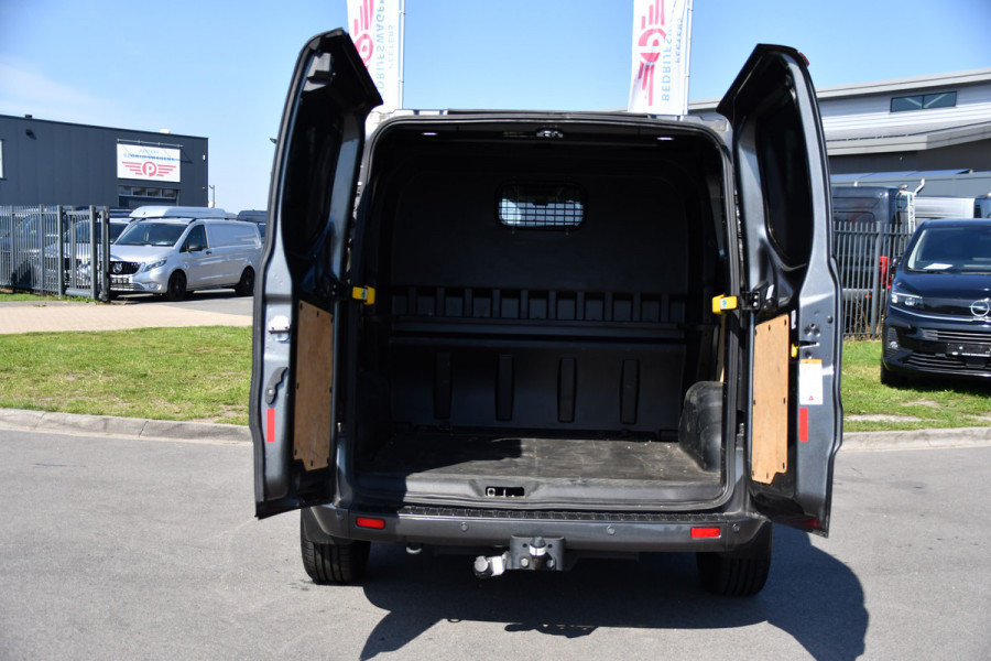 Ford Transit Custom 300 2.0 TDCI L1H1 Limited DC PB Edition Camera, Cruise, Carplay, LED, Leder, 2 x Schuifdeur, Stoelverwarming, Sensoren, Automaat, Uniek!