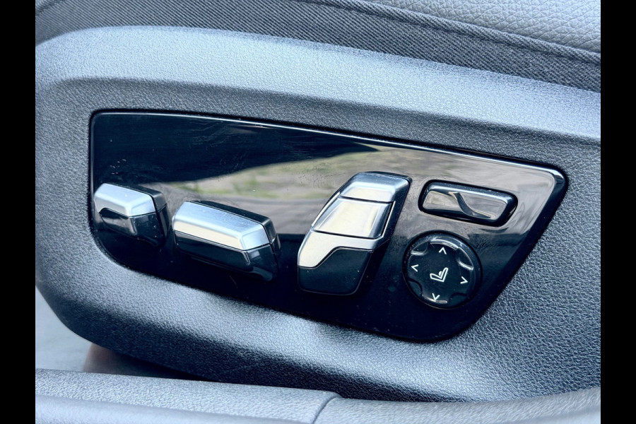 BMW 5 Serie 540i High Executive Memory/Softclose/Sfeer