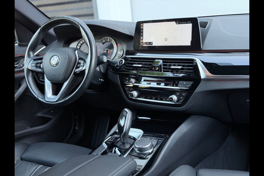 BMW 5 Serie 540i High Executive Memory/Softclose/Sfeer