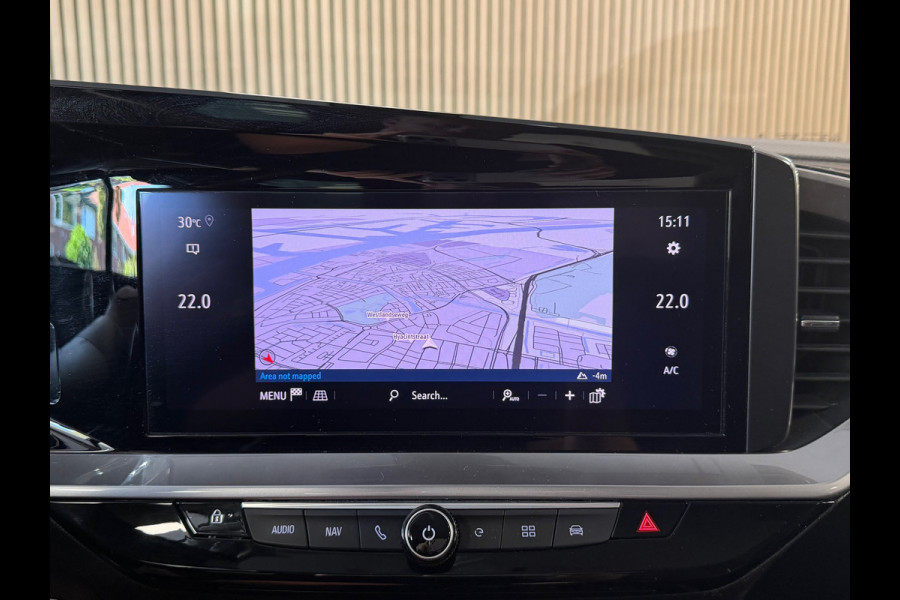 Opel Mokka-e Ultimate 50-kWh 11kw bl SOH 90.5% CAMERA CRUISE APPLE CARPLAY PDC STOEL & STUURVERWARMING AIRCO LANE ASSIST NAVIGATIE