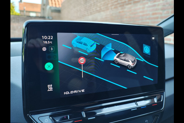 Volkswagen ID.3 Pure 45kWh SOH 92% Adap.Cruise Navi Ecc Apple Carplay/Android Auto Pdc Led DAB Keyless Rijstrooksensor 1e Eigenaar Origineel Nederlandse Auto
