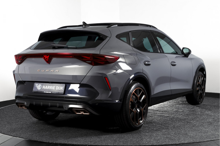 CUPRA Formentor 1.5 TSI e-Hybrid 272 PK VZ Extreme | S/k-Panodak | Dig. Cockpit | Adapt. Cruise | Stoel-+ Stuurverw. PDC | 360 Camera | NAV + App. Connect | ECC | Elek. Klep | LM 19" | 0683