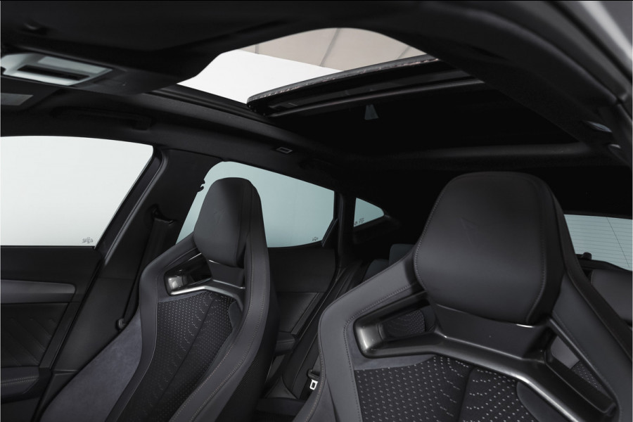 CUPRA Formentor 1.5 TSI e-Hybrid 272 PK VZ Extreme | S/k-Panodak | Dig. Cockpit | Adapt. Cruise | Stoel-+ Stuurverw. PDC | 360 Camera | NAV + App. Connect | ECC | Elek. Klep | LM 19" | 0683