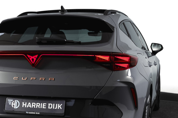 CUPRA Formentor 1.5 TSI e-Hybrid 272 PK VZ Extreme | S/k-Panodak | Dig. Cockpit | Adapt. Cruise | Stoel-+ Stuurverw. PDC | 360 Camera | NAV + App. Connect | ECC | Elek. Klep | LM 19" | 0683