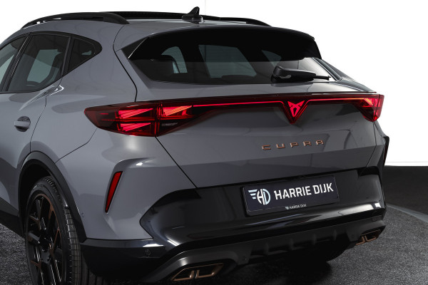 CUPRA Formentor 1.5 TSI e-Hybrid 272 PK VZ Extreme | S/k-Panodak | Dig. Cockpit | Adapt. Cruise | Stoel-+ Stuurverw. PDC | 360 Camera | NAV + App. Connect | ECC | Elek. Klep | LM 19" | 0683