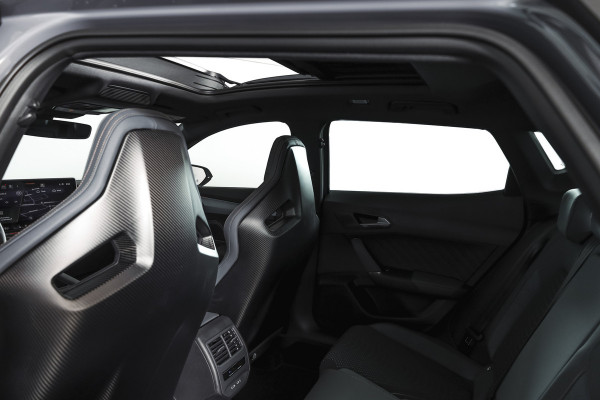 CUPRA Formentor 1.5 TSI e-Hybrid 272 PK VZ Extreme | S/k-Panodak | Dig. Cockpit | Adapt. Cruise | Stoel-+ Stuurverw. PDC | 360 Camera | NAV + App. Connect | ECC | Elek. Klep | LM 19" | 0683