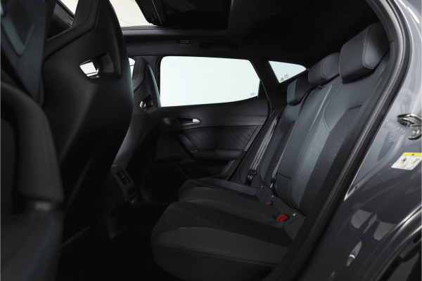 CUPRA Formentor 1.5 TSI e-Hybrid 272 PK VZ Extreme | S/k-Panodak | Dig. Cockpit | Adapt. Cruise | Stoel-+ Stuurverw. PDC | 360 Camera | NAV + App. Connect | ECC | Elek. Klep | LM 19" | 0683
