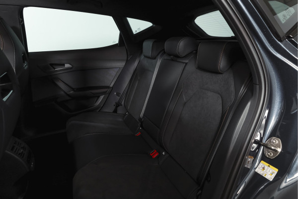 CUPRA Formentor 1.5 TSI e-Hybrid 272 PK VZ Performance | S/K-Panodak | Dig. Cockpit | Adapt. Cruise | Stoel-+Stuurverw. | PDC | 360 Camera | NAV + App. Connect | ECC | Elek. Klep | LM 19" | 7134