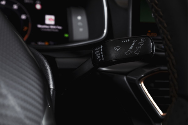 CUPRA Formentor 1.5 TSI e-Hybrid 272 PK VZ Performance | S/K-Panodak | Dig. Cockpit | Adapt. Cruise | Stoel-+Stuurverw. | PDC | 360 Camera | NAV + App. Connect | ECC | Elek. Klep | LM 19" | 7134
