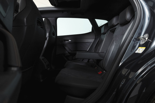 CUPRA Formentor 1.5 TSI e-Hybrid 272 PK VZ Performance | S/K-Panodak | Dig. Cockpit | Adapt. Cruise | Stoel-+Stuurverw. | PDC | 360 Camera | NAV + App. Connect | ECC | Elek. Klep | LM 19" | 7134