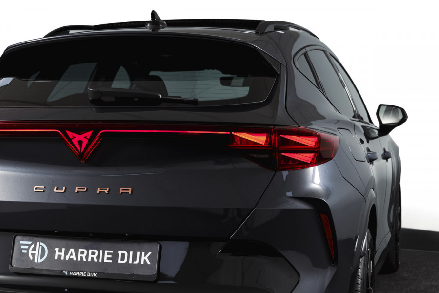 CUPRA Formentor 1.5 TSI e-Hybrid 272 PK VZ Extreme | S/k-Panodak | Dig. Cockpit | Adapt. Cruise | Stoel-+ Stuurverw. PDC | 360 Camera | NAV + App. Connect | ECC | Elek. Klep | LM 19" | 0661