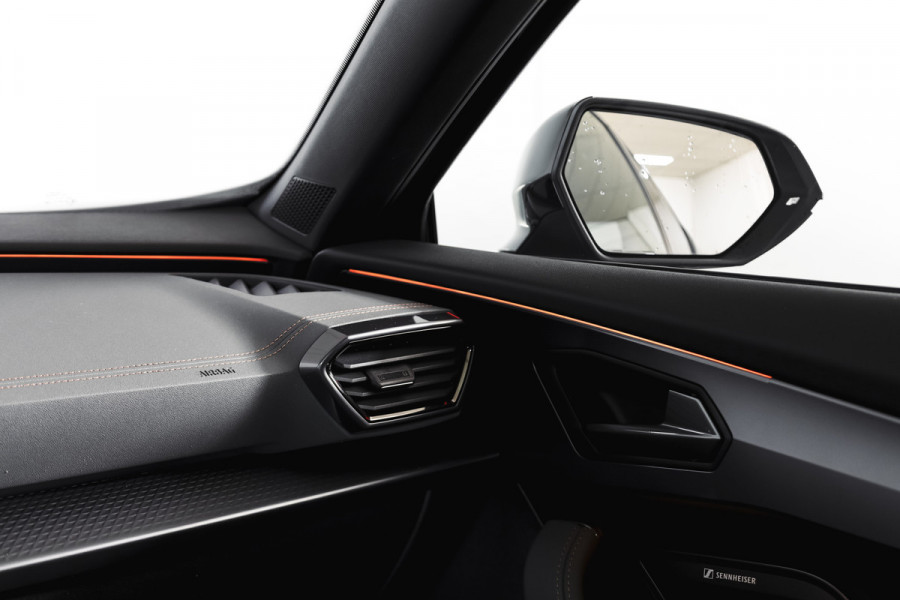 CUPRA Formentor 1.5 TSI e-Hybrid 272 PK VZ Extreme | S/k-Panodak | Dig. Cockpit | Adapt. Cruise | Stoel-+ Stuurverw. PDC | 360 Camera | NAV + App. Connect | ECC | Elek. Klep | LM 19" | 0661