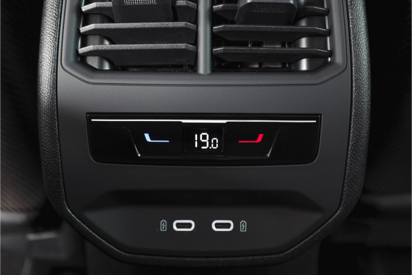 CUPRA Formentor 1.5 TSI e-Hybrid 272 PK VZ Extreme | S/k-Panodak | Dig. Cockpit | Adapt. Cruise | Stoel-+ Stuurverw. PDC | 360 Camera | NAV + App. Connect | ECC | Elek. Klep | LM 19" | 0661
