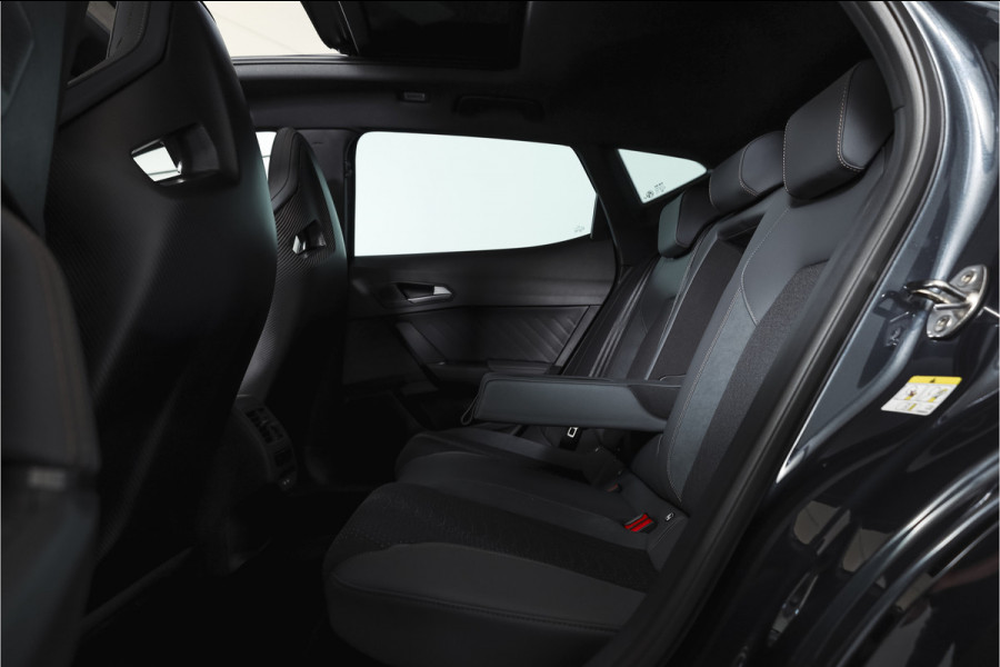 CUPRA Formentor 1.5 TSI e-Hybrid 272 PK VZ Extreme | S/k-Panodak | Dig. Cockpit | Adapt. Cruise | Stoel-+ Stuurverw. PDC | 360 Camera | NAV + App. Connect | ECC | Elek. Klep | LM 19" | 0661