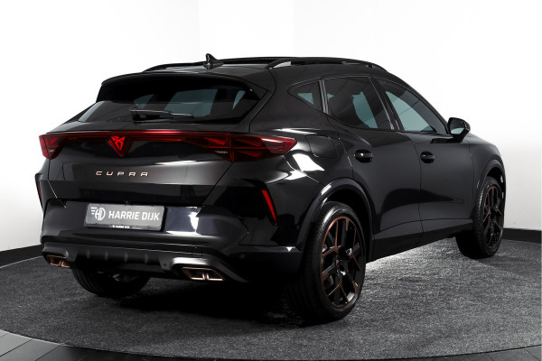 CUPRA Formentor 1.5 TSI e-Hybrid 272 PK VZ Extreme | S/k-Panodak | Dig. Cockpit | Adapt. Cruise | Stoel-+ Stuurverw. PDC | 360 Camera | NAV + App. Connect | ECC | Elek. Klep | LM 19" | 7976