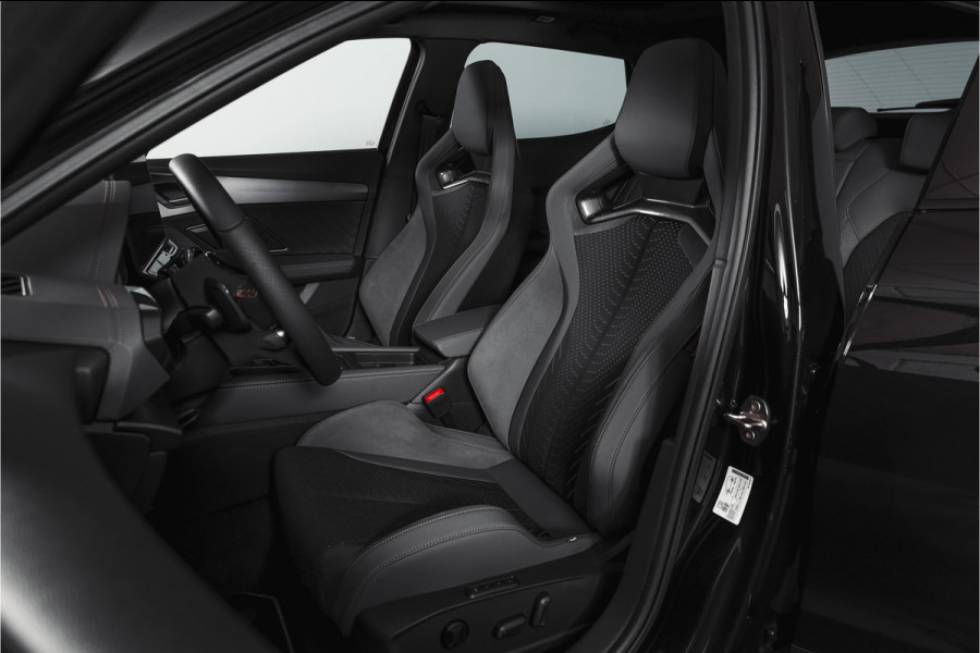 CUPRA Formentor 1.5 TSI e-Hybrid 272 PK VZ Extreme | S/k-Panodak | Dig. Cockpit | Adapt. Cruise | Stoel-+ Stuurverw. PDC | 360 Camera | NAV + App. Connect | ECC | Elek. Klep | LM 19" | 7976