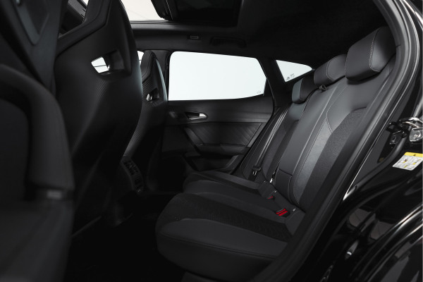 CUPRA Formentor 1.5 TSI e-Hybrid 272 PK VZ Extreme | S/k-Panodak | Dig. Cockpit | Adapt. Cruise | Stoel-+ Stuurverw. PDC | 360 Camera | NAV + App. Connect | ECC | Elek. Klep | LM 19" | 7976
