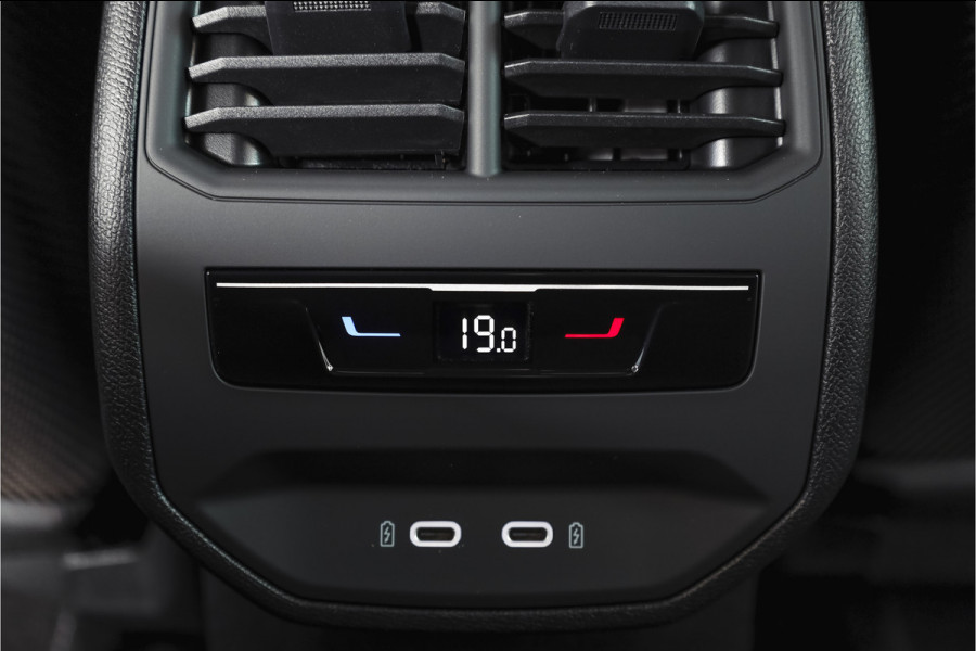 CUPRA Formentor 1.5 TSI e-Hybrid 272 PK VZ Extreme | S/k-Panodak | Dig. Cockpit | Adapt. Cruise | Stoel-+ Stuurverw. PDC | 360 Camera | NAV + App. Connect | ECC | Elek. Klep | LM 19" | 7976