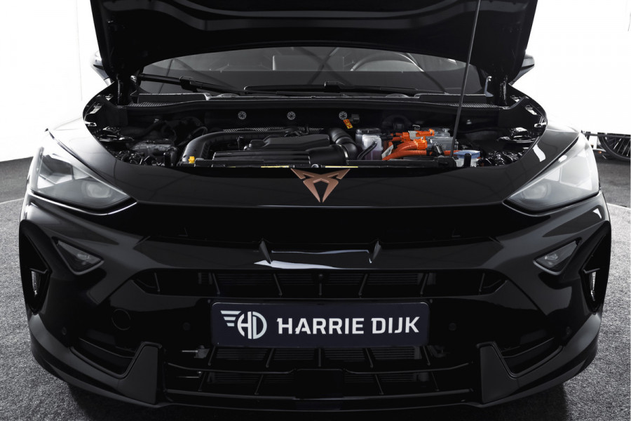 CUPRA Formentor 1.5 TSI e-Hybrid 272 PK VZ Extreme | S/k-Panodak | Dig. Cockpit | Adapt. Cruise | Stoel-+ Stuurverw. PDC | 360 Camera | NAV + App. Connect | ECC | Elek. Klep | LM 19" | 7976